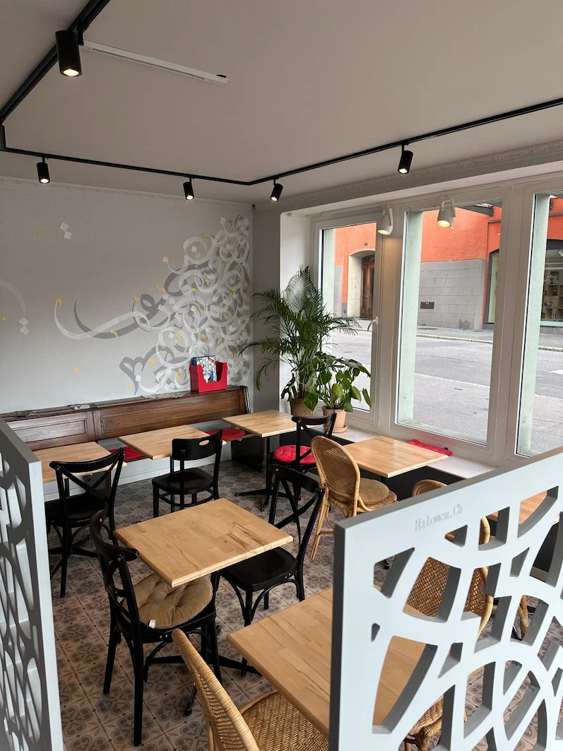 Restaurant entretenu — nettoyage commercial